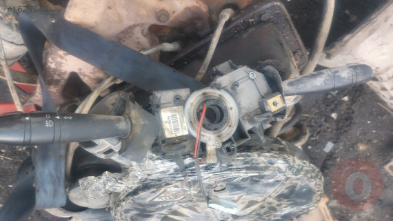 Renault Kangoo sinyal silecek kolu