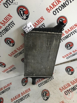 FIAT PUNTO 1.3 İNTERKOL RADYATÖRÜ ÇIKMA PARÇA