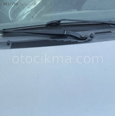 2007 HONDA CİTY 1.3 ORİJİNAL ÖN CAM IZGARA.