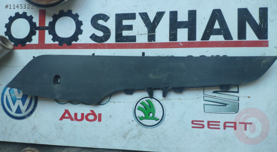5E1863046 skoda octavia orta konsol kaplaması sağ