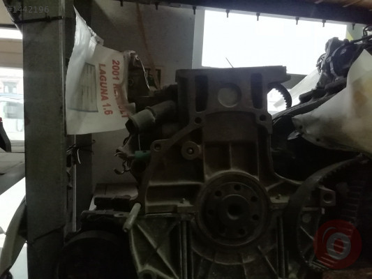 RENAULT LAGUNA 1600 BENZİN 2001 YARIM MOTOR