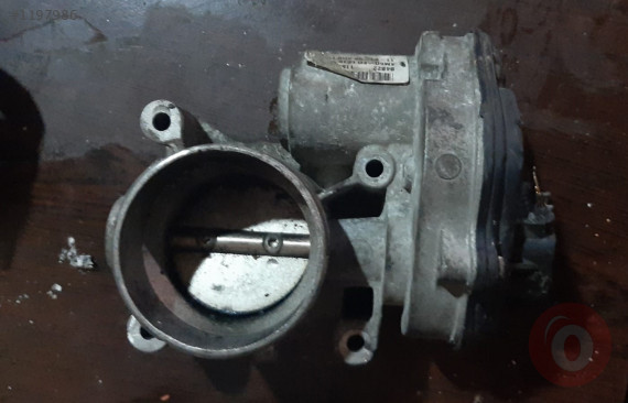 ford connect 1.8 çıkma gaz kelebeği
