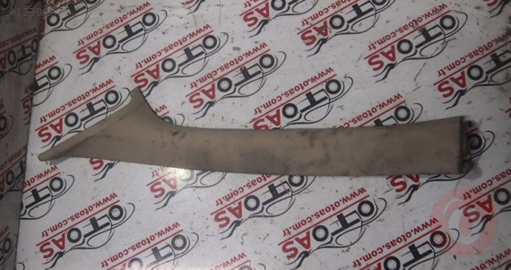 Citroen C4 Sol Ön Cam Direği Kaplaması 9646209177