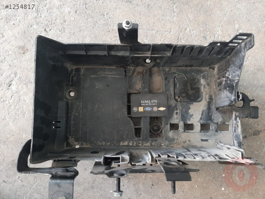 OPEL ASTRA J AKÜ HAZNE PLASTİĞİ ÇIKMA ORJİNAL