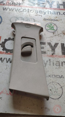 5N0867243B vw tiguan orta sol direk kaplaması