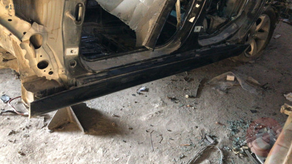 bmw 5 serisi e60 sol marşbiyel kaplaması