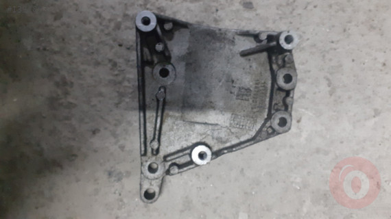 OPEL CORSA D 1.3 cdti KLİMA KOMPRESOR ayağı