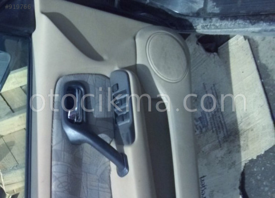 2000 NİSSAN PRİMERA 1.8 ORİJİNAL CAM DÜĞME TAKIMI.