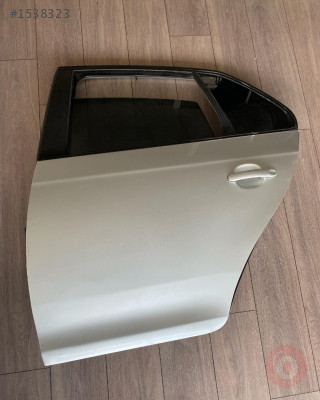 ÇIKMA SOL ARKA KAPI VW JETTA 2005-2010 MK5
