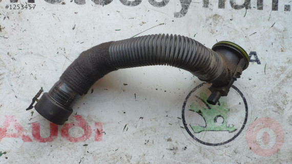 7588417 758841705 bmw f30 x1 e84 yağlı hava borusu
