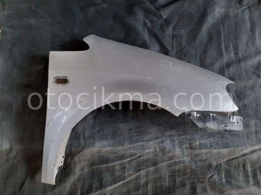 VOLKSWAGEN CADDY 2004-2010 ÖN SAĞ ÇAMURLUK