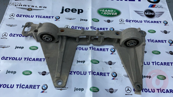MERCEDES W447 VİTO ARKA DEFRANSİYEL BAĞLANTI AYAĞI A44735300