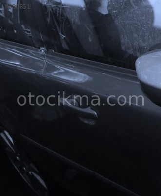 2005 VOLVO V50 ÇIKMA SAĞ ÖN KAPI KOLU.