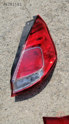 FORD FİESTA SAĞ STOP LAMBASI HATASIZ ÇIKMA ORİJİNAL 2013-17