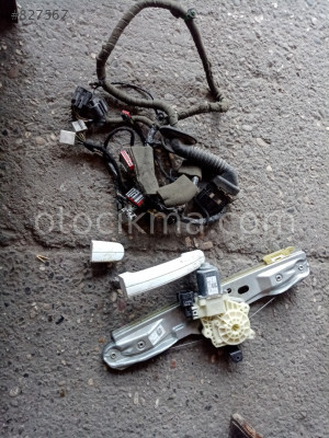 FORD FOCUS 3 SOL ARKA CAM KİRİKOSU TESİSATI DIŞ AÇMA KOLU