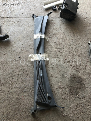 Amarok ön silgi ızgarası
