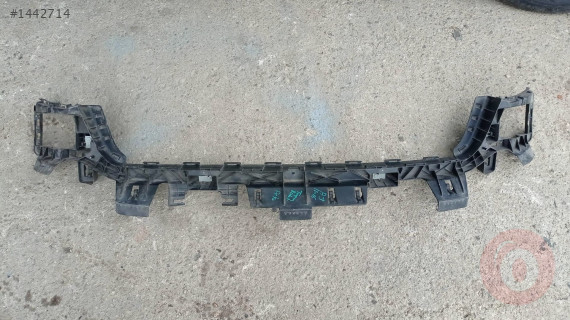 AUDİ A3 2012-2016 ARKA TAMPON DEMİRİ BRAKET-DÜZCE ÇIKMA