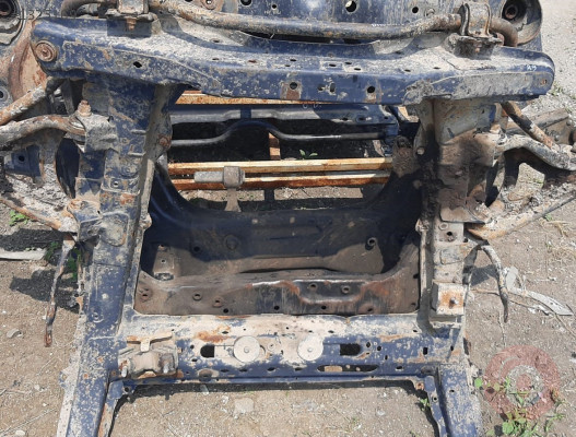 renault r11 çıkma motor traversi beşik