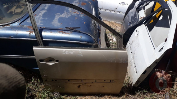 RENAULT SCENİC 2 SAĞ ÖN KAPI