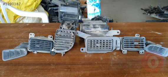 Toyota Hiace Üfleme Izgaraları takım
