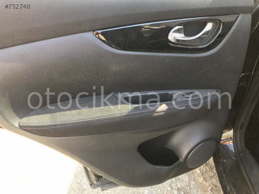 2015-2016 NISSAN QASHQAİ 1.5  ÇIKMA SOL  ARKA KAPI DÖŞEMESİ.