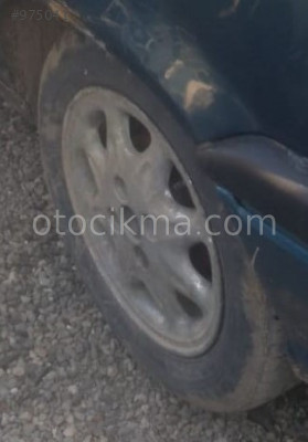 1996 model renault r19 europa 1.6 hb çıkma çelik jant