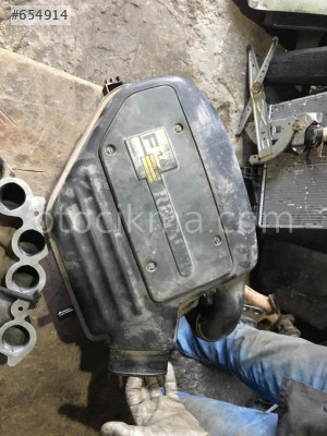 2002 Renault kango hava filitre kutusu
