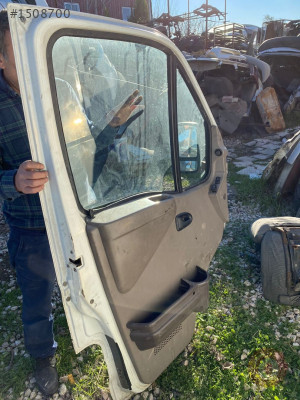 RENAULT MASTER SOL ÖN KAPI CAMI ORJİNAL ÇIKMA 1998-2008