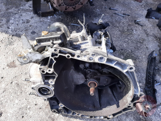 PEUGEOT 407 1.6 DIZEL ÇIKMA MANÜEL SANZİMAN