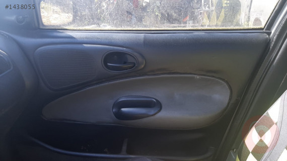 1997 model ford escort sökme sağ ön kapı döşeme