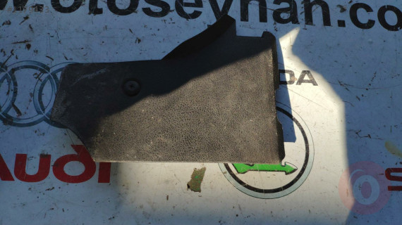 1J1819191B volkswagen golf 4 orta konsol plastiği