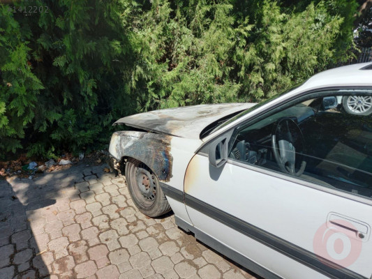 OPEL OMEGA A SOL ÖN KAPI