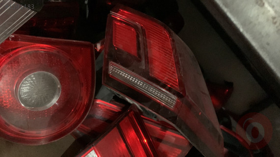 VW TİGUAN ÇIKMA ORJİNAL SAĞ ARKA DIŞ STOP LAMBASI