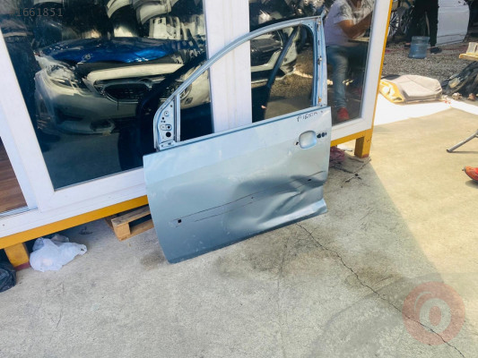 Ford fiesta sol ön kapı (2003 2009 arası)