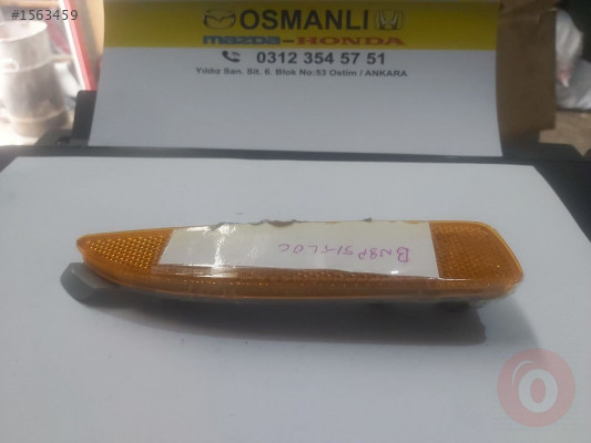 MAZDA 3 2004 - 2006 SAĞ ARKA TAMPON REFLEKTÖRÜ