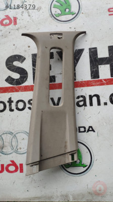 8A61-A24582 ford fiesta 2011 sağ orta direk üst kaplaması
