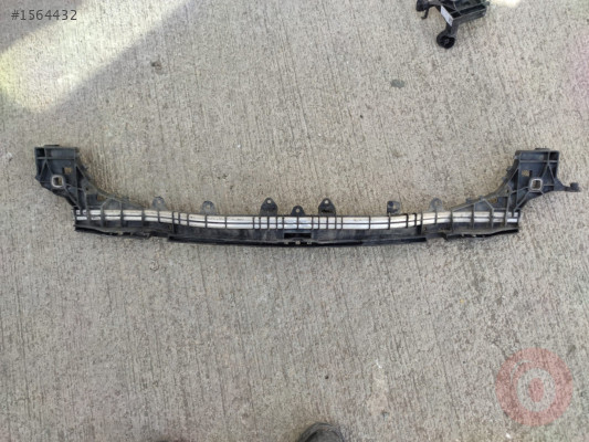 Mercedes C W205 Ön Panel Radyatör Destek Braketi A2056203801