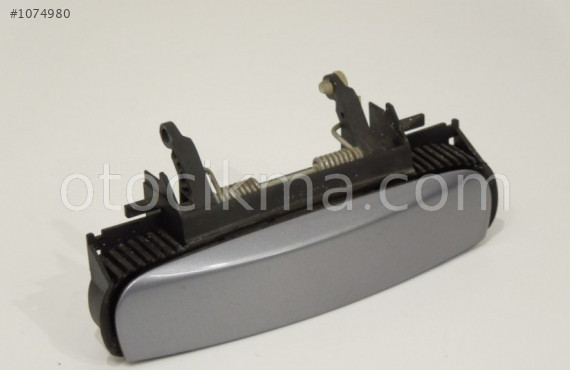AUDİ A3 04-12 KAPI KOLU BRAKETİ SAĞ 4B0839885