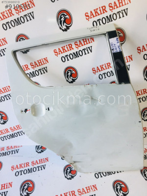 2015-2016 Suzuki Swift Sağ Arka Kapı