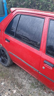 peugeot 205 1.4 benzinli çıkma sağ arka dolu kapı