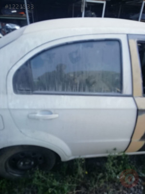 chevrolet aveo sedan çıkma sağ arka kapı.