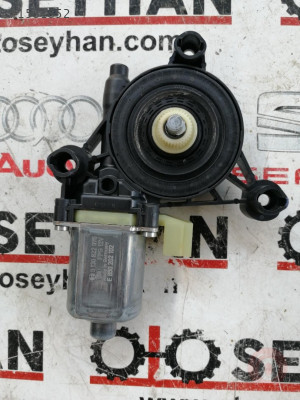 5Q0959802C audi a3 2020 sol ön kapı cam motoru