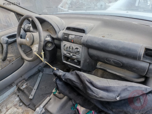 Opel corsa b gögüs boş dolu çıkma orjinal