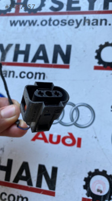 1J0973202 audi a3 2019 silecek fıskiye motoru soketi fişi
