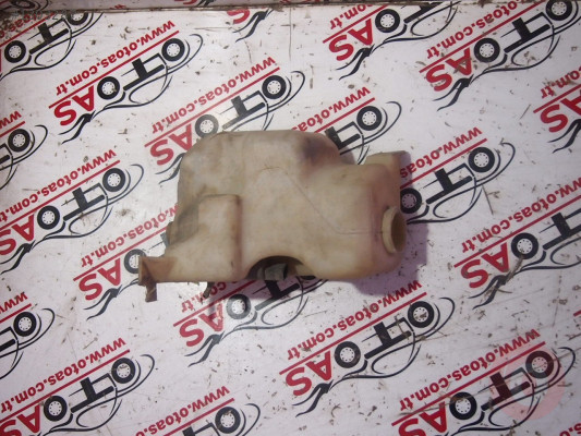 Renault Kangoo Fıskiye Bidonu