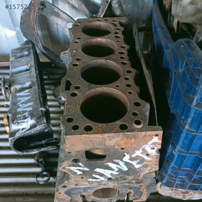Nissan vanetta temiz blok