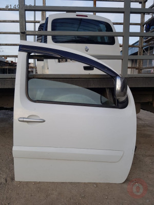 Renault Kangoo Sağ Ön Kapı Hatasız Orjinal Çıkma