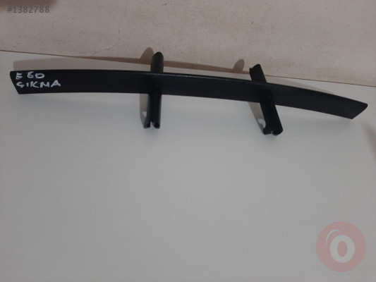 BMW E60 5 SERİSİ TAMPON IZGARASI ORJİNAL ÇIKMA
