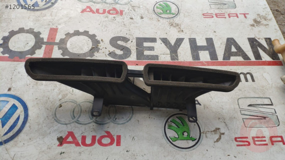 5E1819655 skoda octavia göğüs havalandırma ara borusu