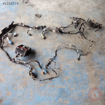 Ford focus-3 çıkma sigorta kutusu